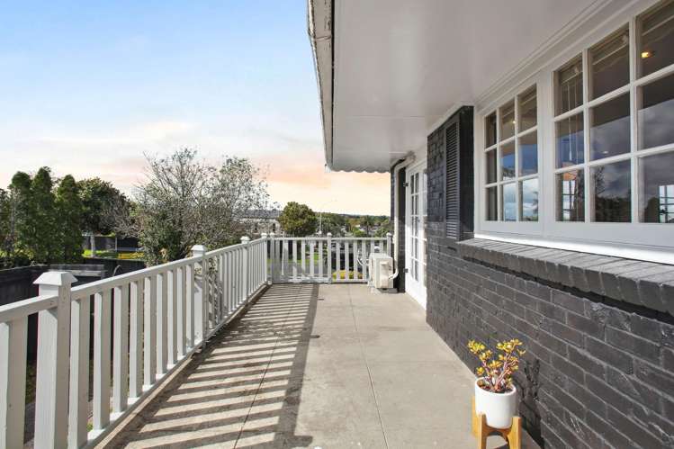 32 Glenmore Road Sunnyhills_16