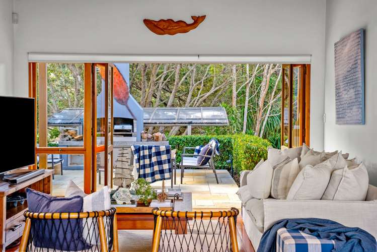 417 Leigh Road Leigh_9