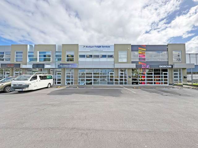 135M² GROUND FLOOR SPACE FOR LEASE