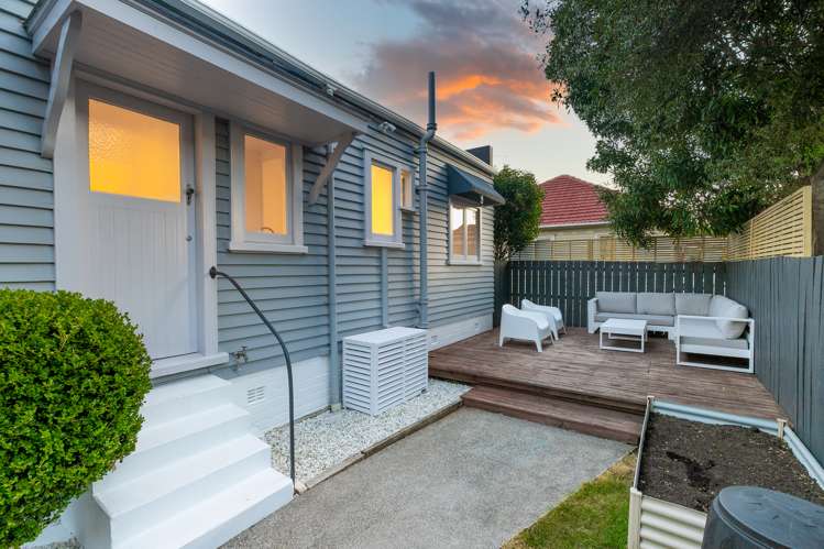 1113 New North Road Mount Albert_12