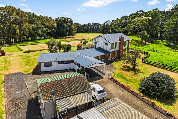 107 Gordon Road Pollok_49