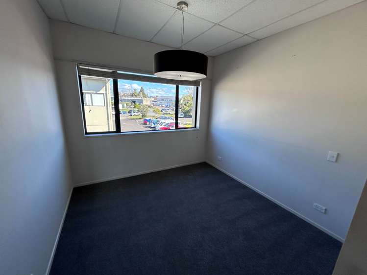 O/9 Lovell Court Albany_7