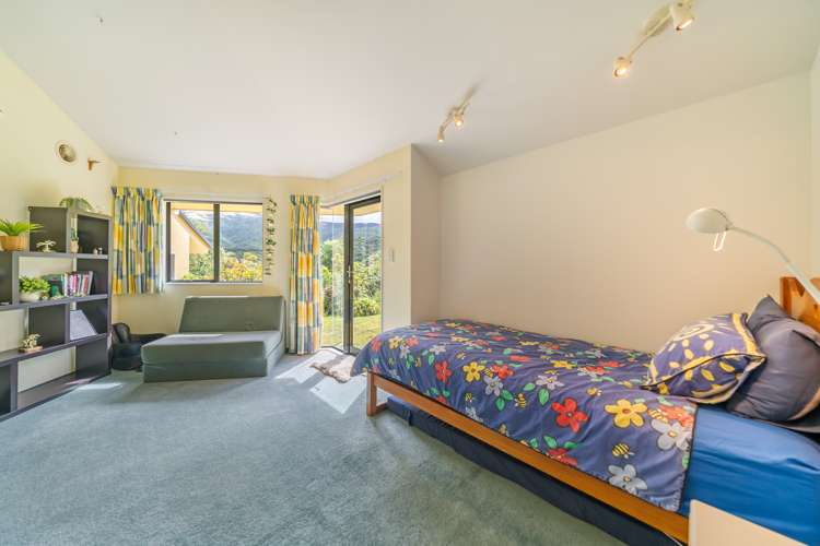 268 Stratton Street Normandale_21