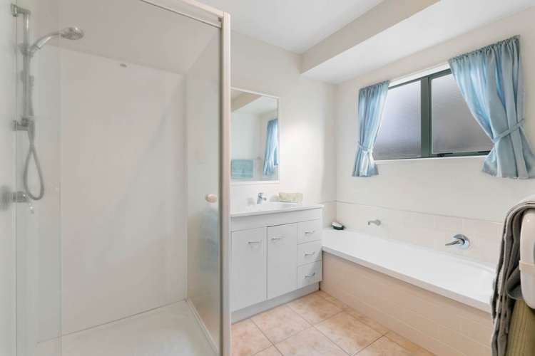 11 Carnoustie Drive Wattle Downs_12