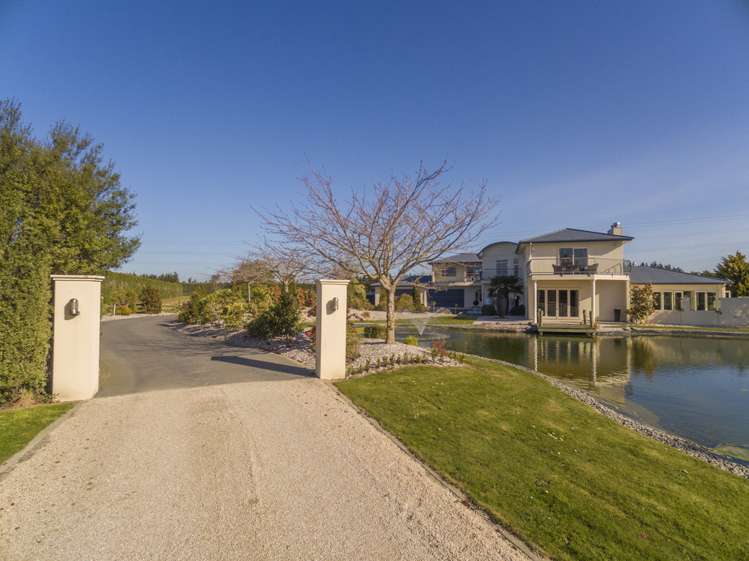 335 West Coast Road Templeton_19