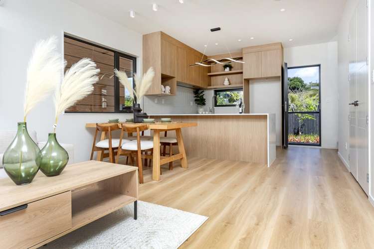 2/30 Kiteroa Terrace Rothesay Bay_6