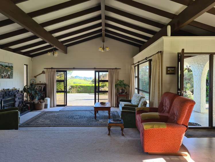 629 Mountain Road Maungaturoto_10