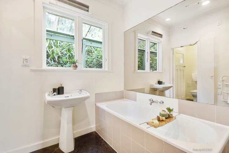 81 Awa Road Seatoun_12