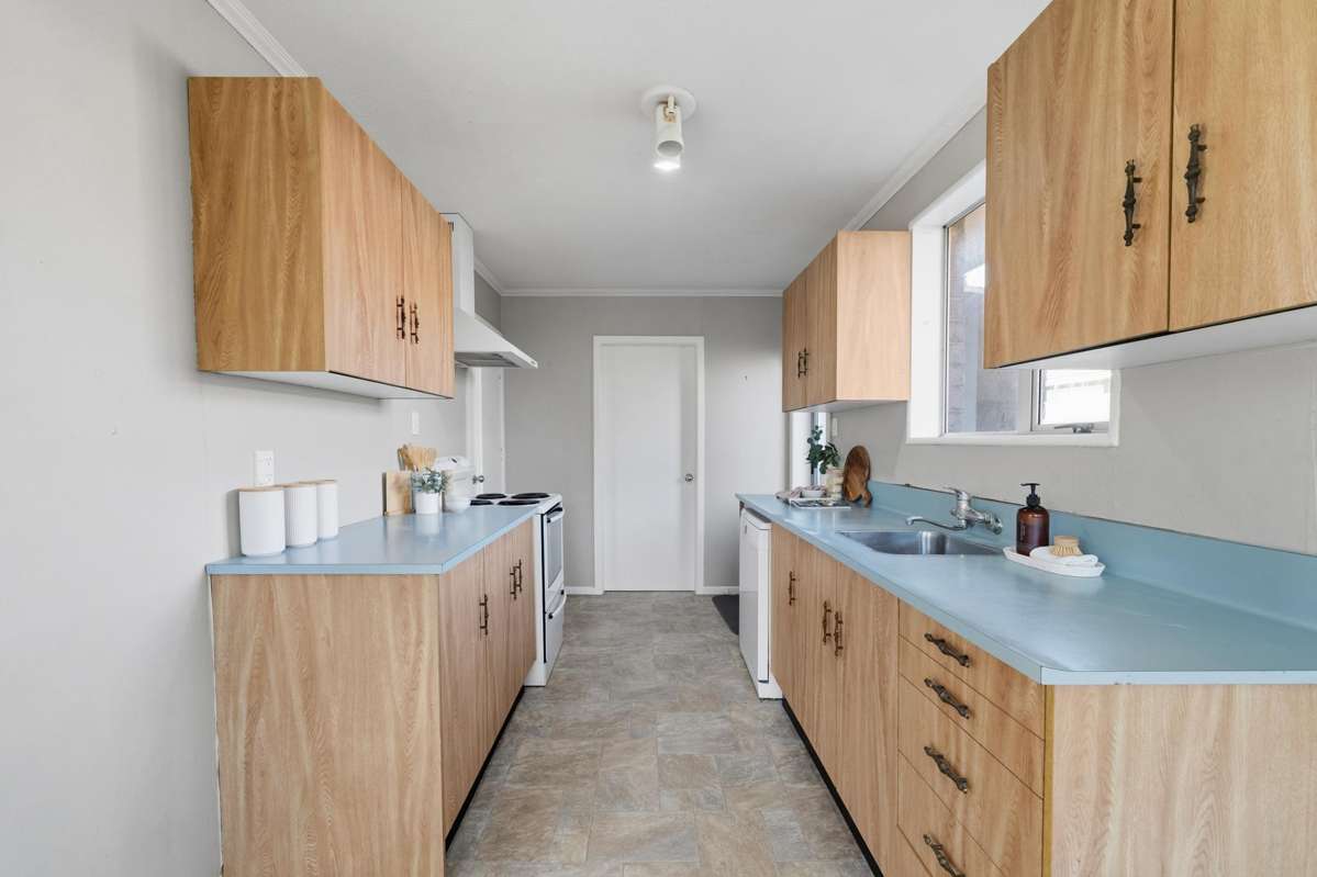 54 Paisley Street_3
