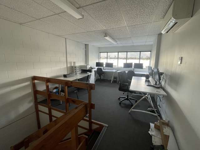 7 - 9 Marken Place Wairau Valley_3