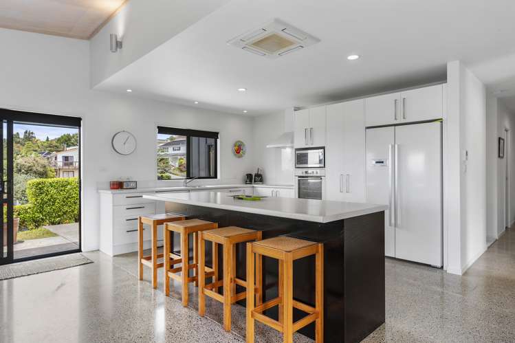 203 The Drive Whangamata_7