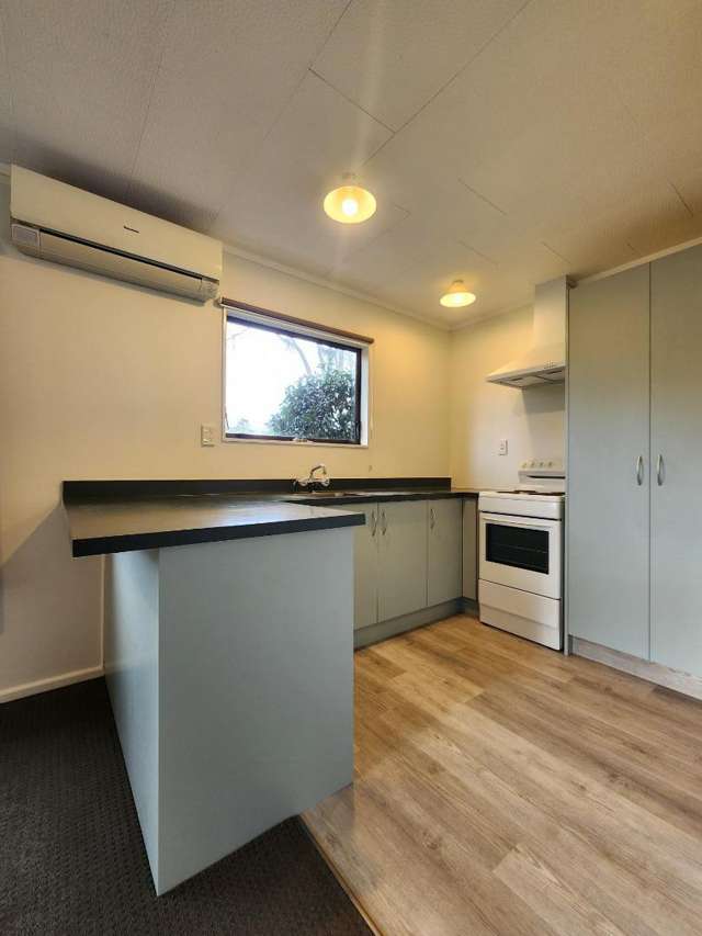 8b Carthew Street Okato_1