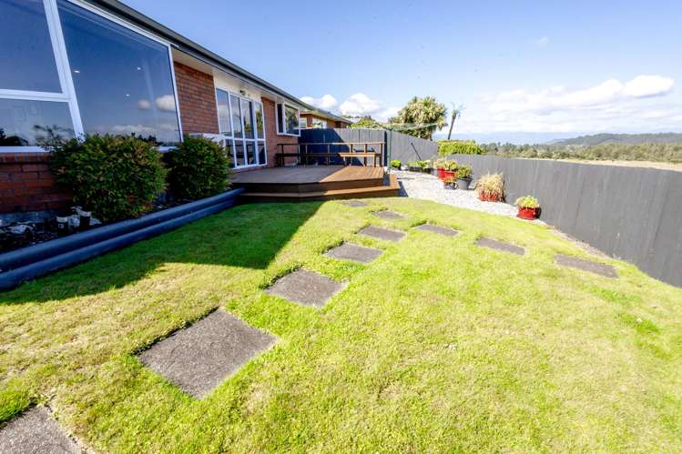 21 Alpine View Hokitika_24