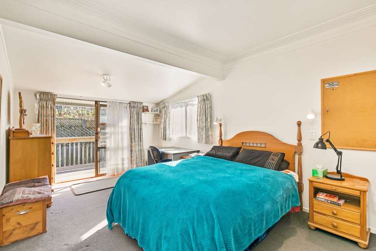 12 Riverview Road New Lynn_11