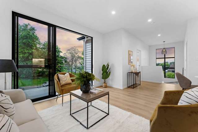 24B Zingaro Place Massey_2