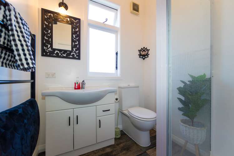 63 Ferry Road Clive_16