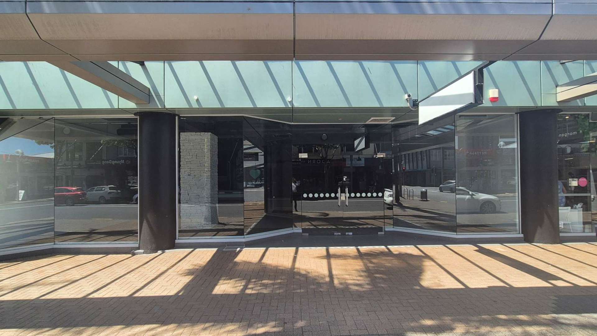 Shop 2/1-7 The Strand Takapuna_0