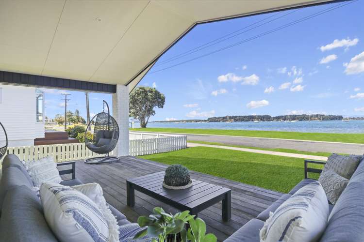 32 The Esplanade_0
