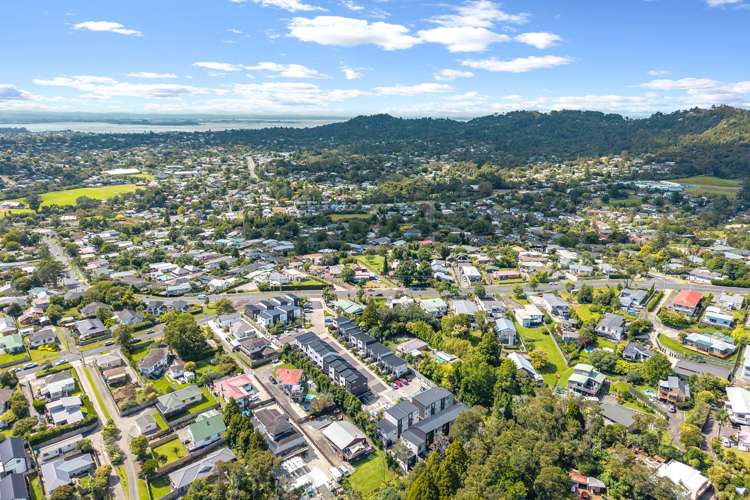 5 Tokai Place Glen Eden_14