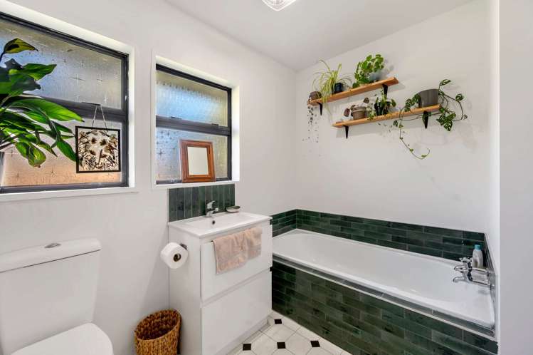 129 Waenga Drive Cromwell_12