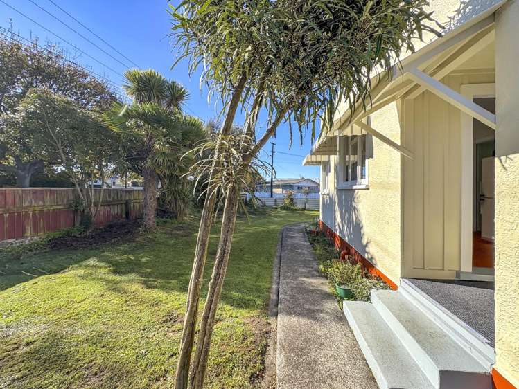 81 Moana Street 1236_24