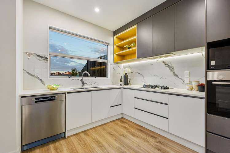 37 Puwha Street Massey_14