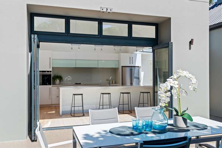 105 Gladstone Road South East Taieri_13