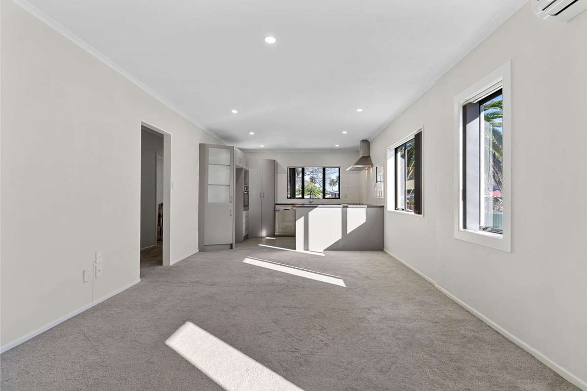 196 Robertson Road_1