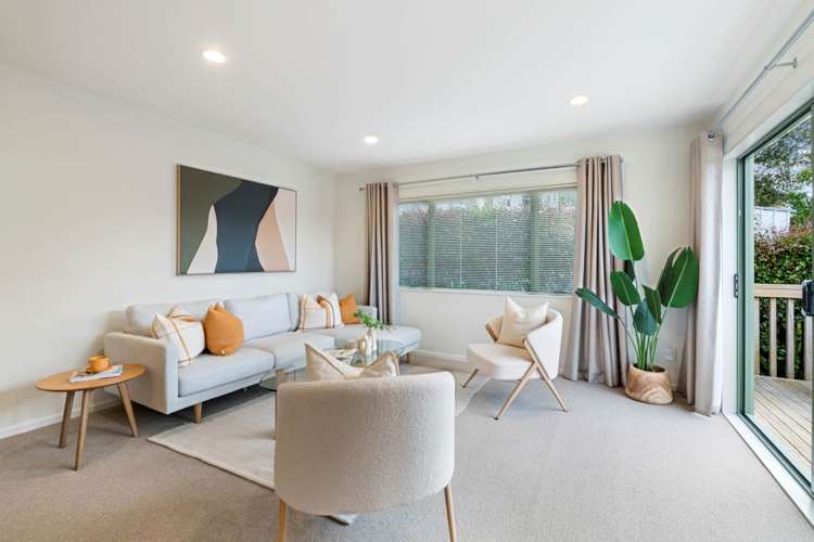 2/253 Wairau Road Totara Vale_8