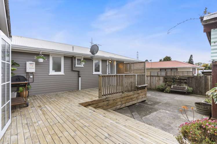 61 Glen Marine Parade Glendene_28