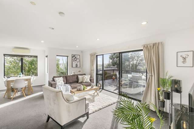 2/23 Ruawai Road Mount Wellington_1