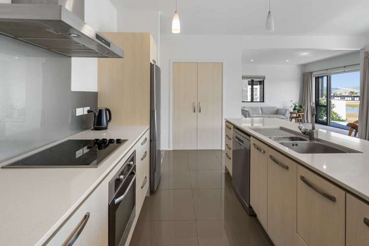 37/101 Harbour Drive Matarangi_4