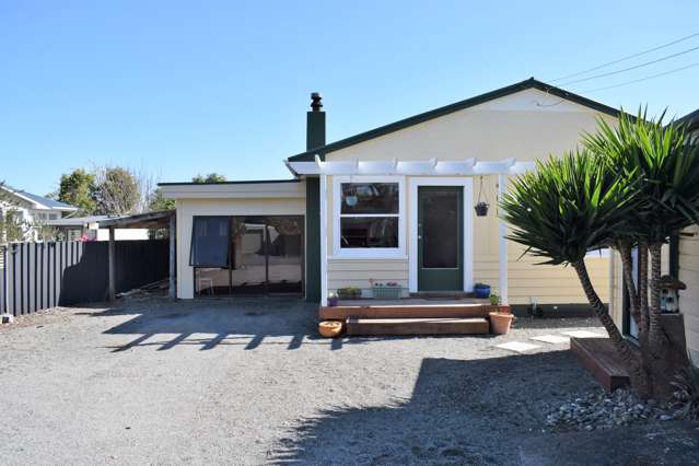 5 Atmore Avenue Otaki_1