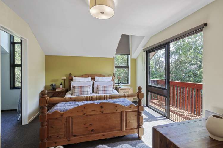 2 Holmcroft Court Cracroft_15