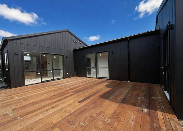 67 Huanui Drive Orewa_1