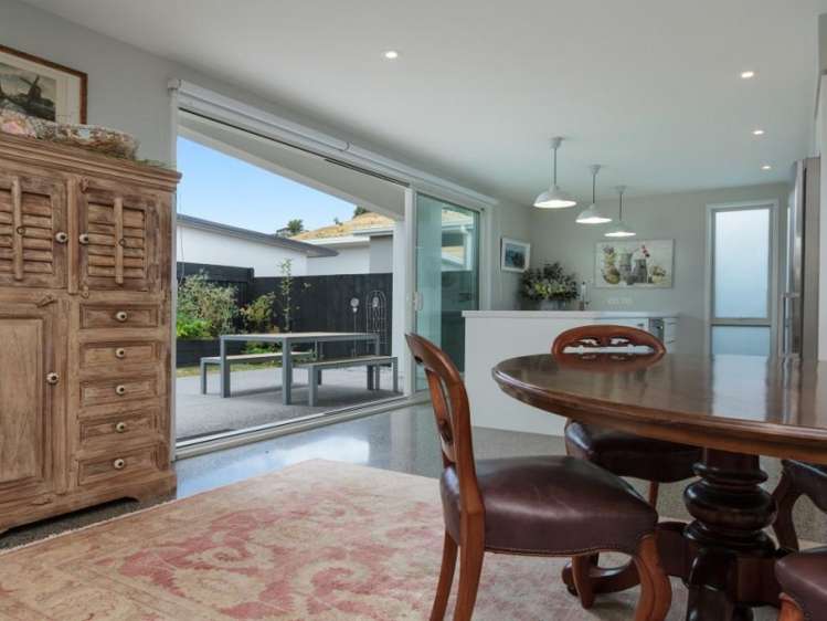 8 Eden Crescent Brookfield_5