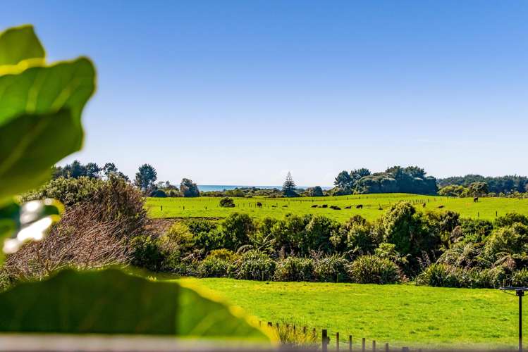 4 Vardon Way Waiwhakaiho_36