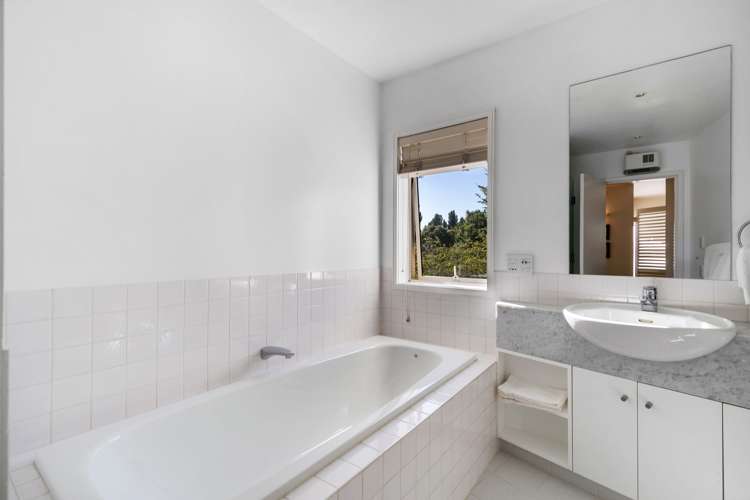 29 Morrows Mead Wanaka_23