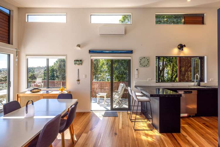 48 Burrell Road Oneroa_9