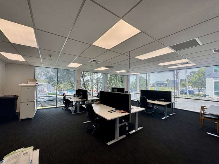 B/33 Apollo Drive Rosedale_4