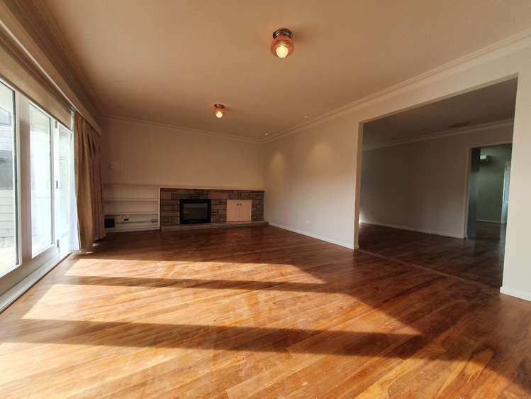 71 Church Road Mangere Bridge_9