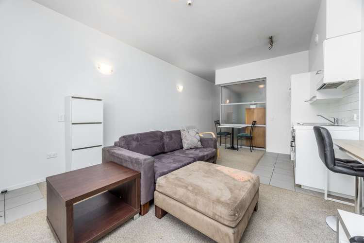 202/155 Beach Road Auckland Central_7