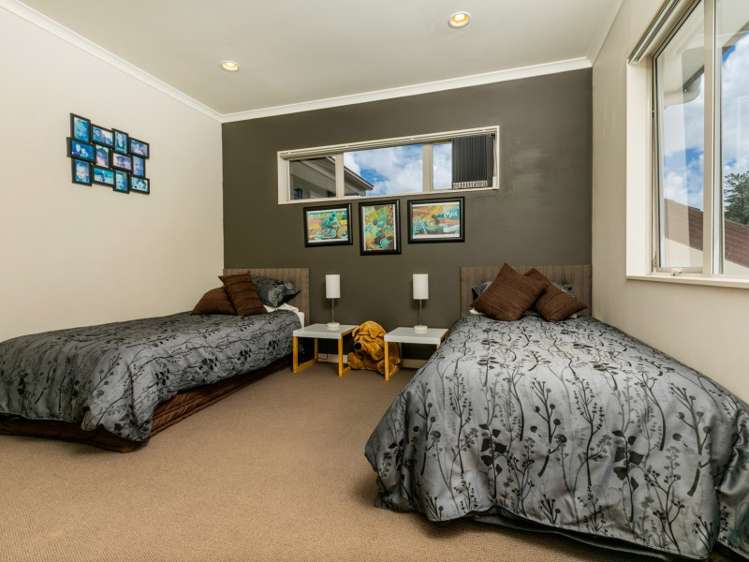 7 Miromiro Street Greenhithe_17