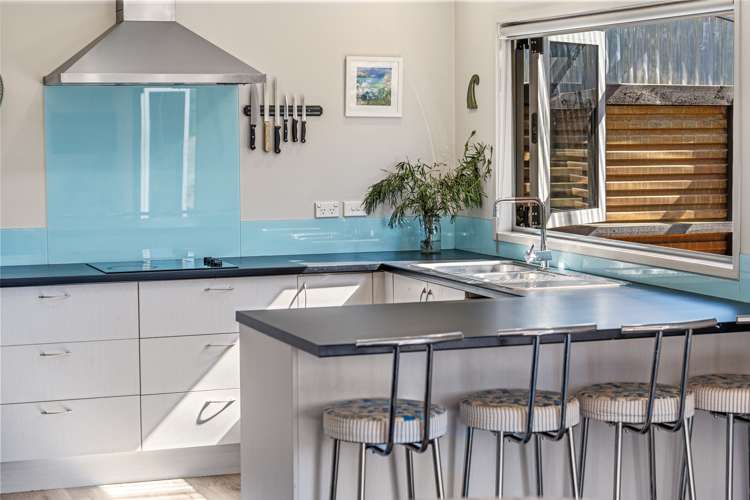 397 Ruapuke Road Raglan_9