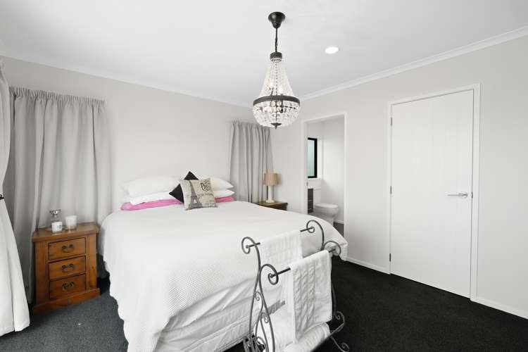10 Waihinahina Way Mahia_16