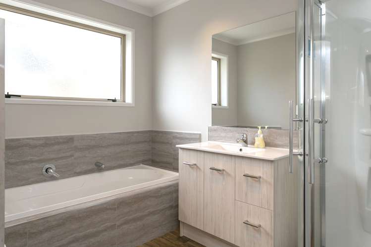 45 Botanical Heights Drive Waipahihi_16