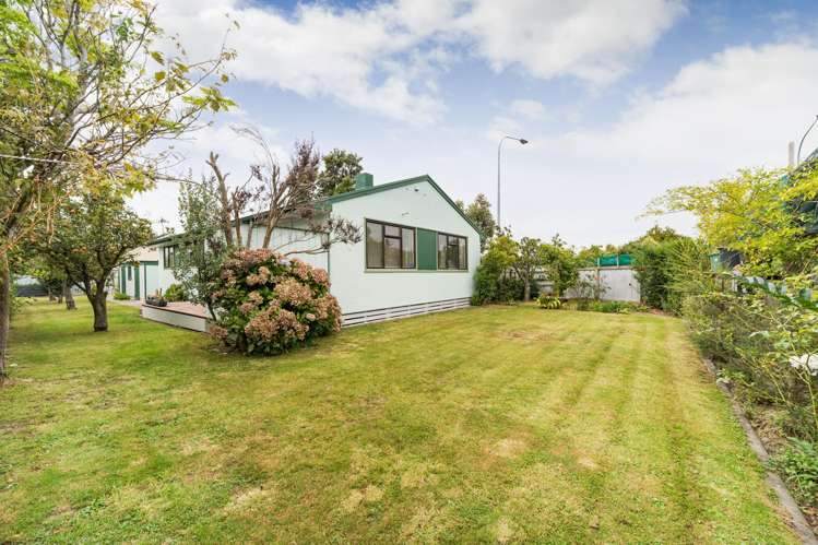 64 Highbury Avenue Highbury_18