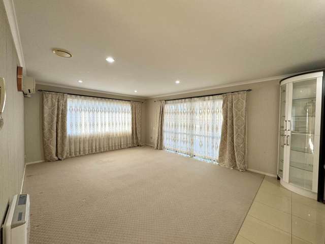 21 Chateau Rise Flat Bush_2