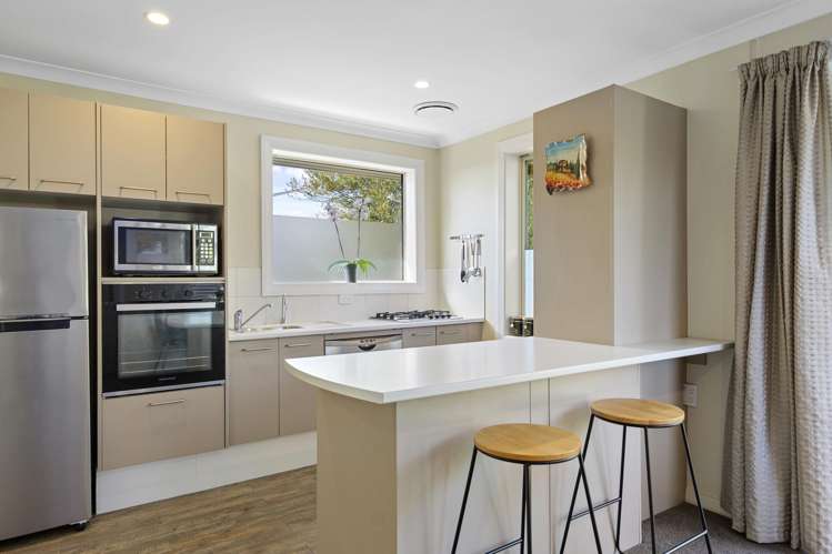 375 Ilam Road Bryndwr_2