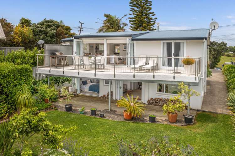 64 Hauraki Road Oneroa_11